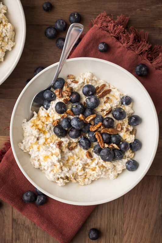 Toasted Overnight Oats with Fresh Blueberries